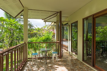 krabi green hill pool villas