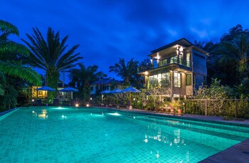 krabi green hill pool villas