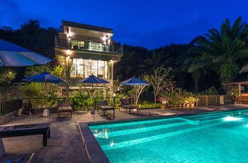 krabi green hill pool villas