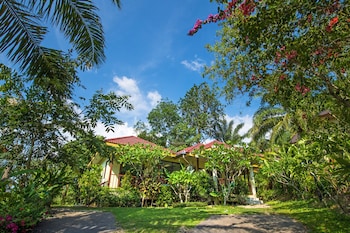 krabi green hill pool villas