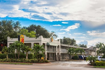 Super 8 By Wyndham Bradenton Sarasota Area,Florida>>Bradenton,2 star