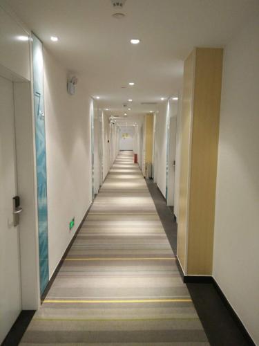 7days inn luan wanda plaza branch