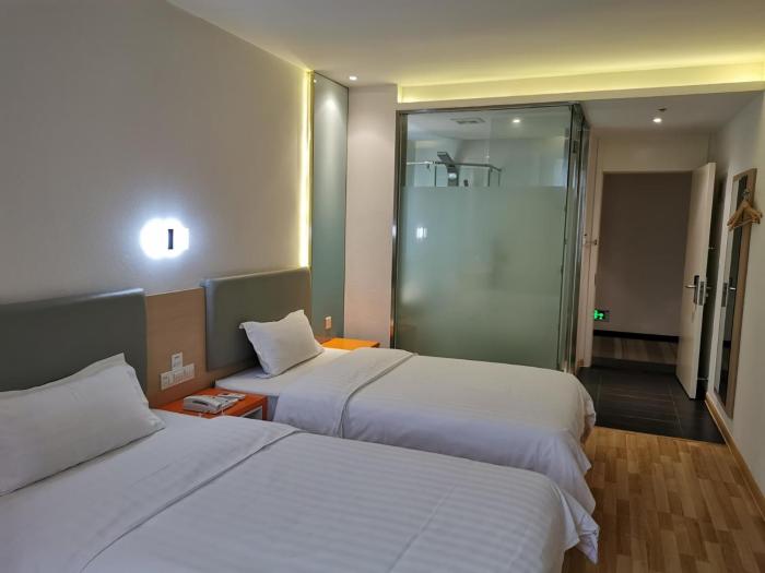 7days inn luan wanda plaza branch