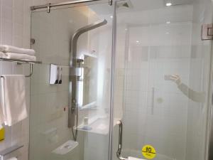 7days inn luan wanda plaza branch