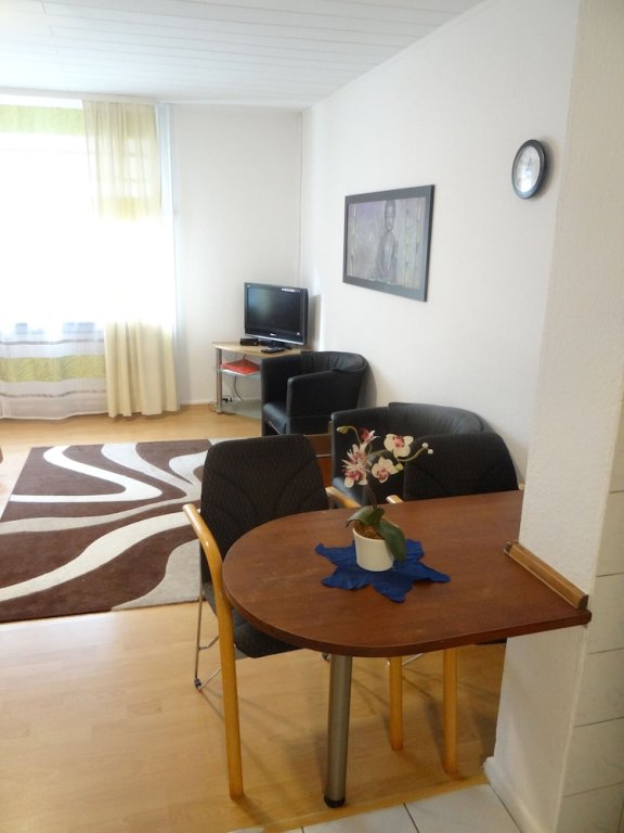 apartmenthaus am achteck