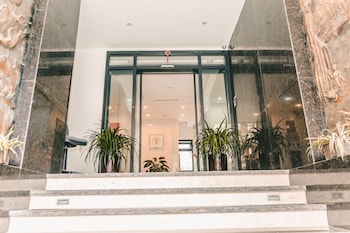 ficus suites apartment