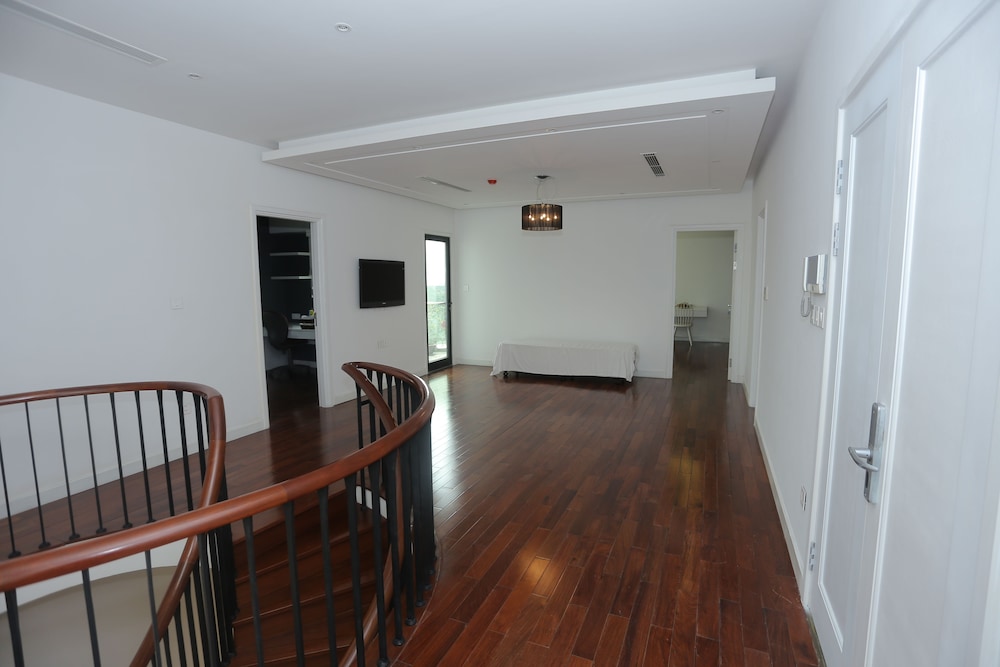 ficus suites apartment