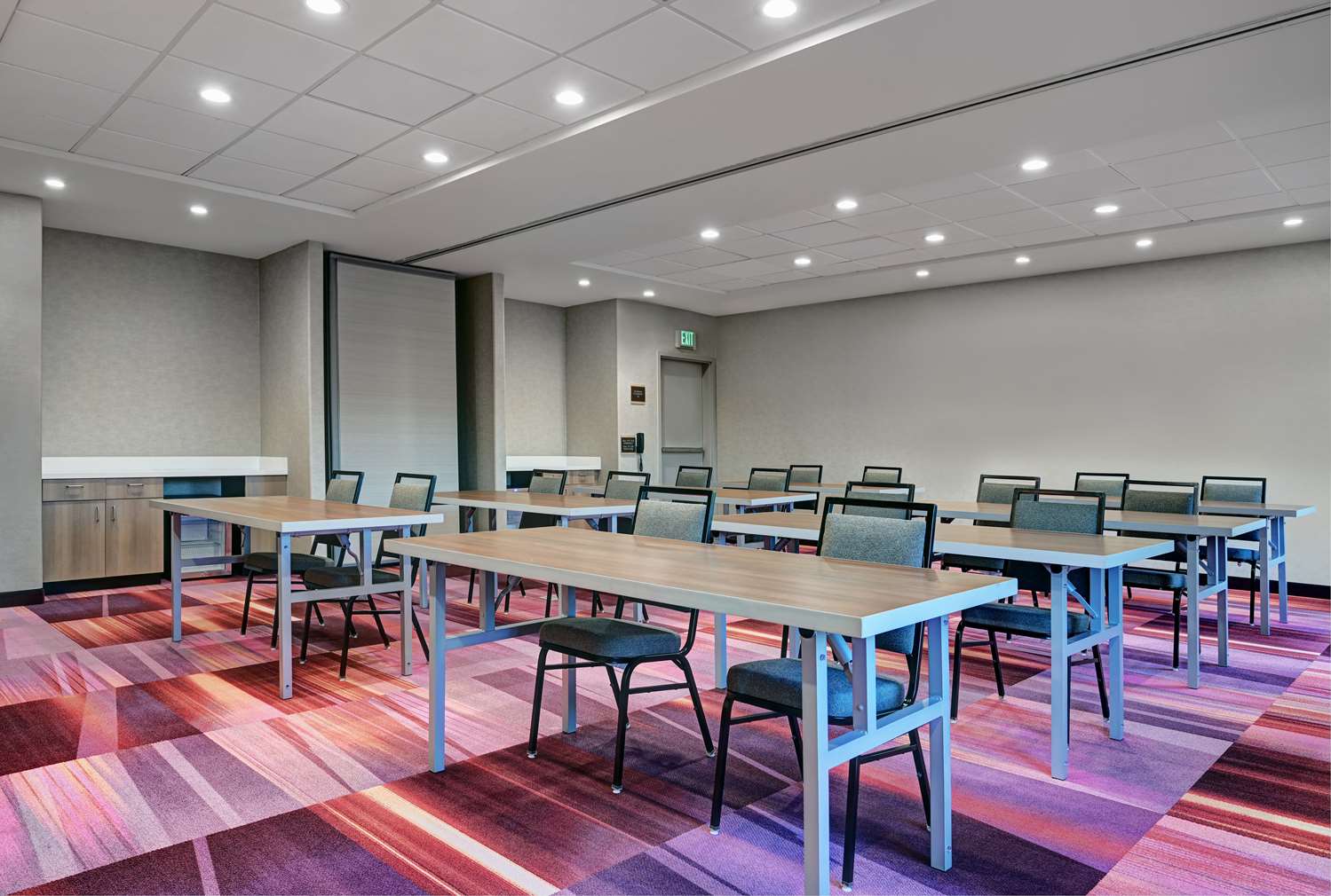 home2 suites by hilton tracy