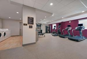 home2 suites by hilton tracy