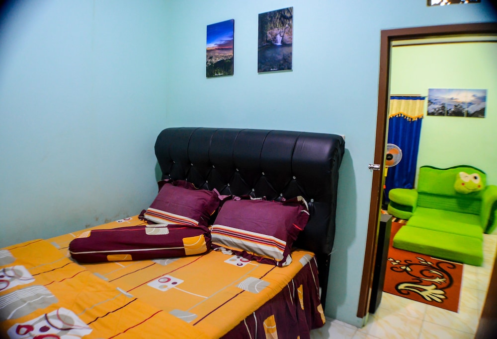 homestay sembiring puncak