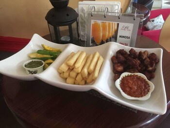 pls apartments cantonments