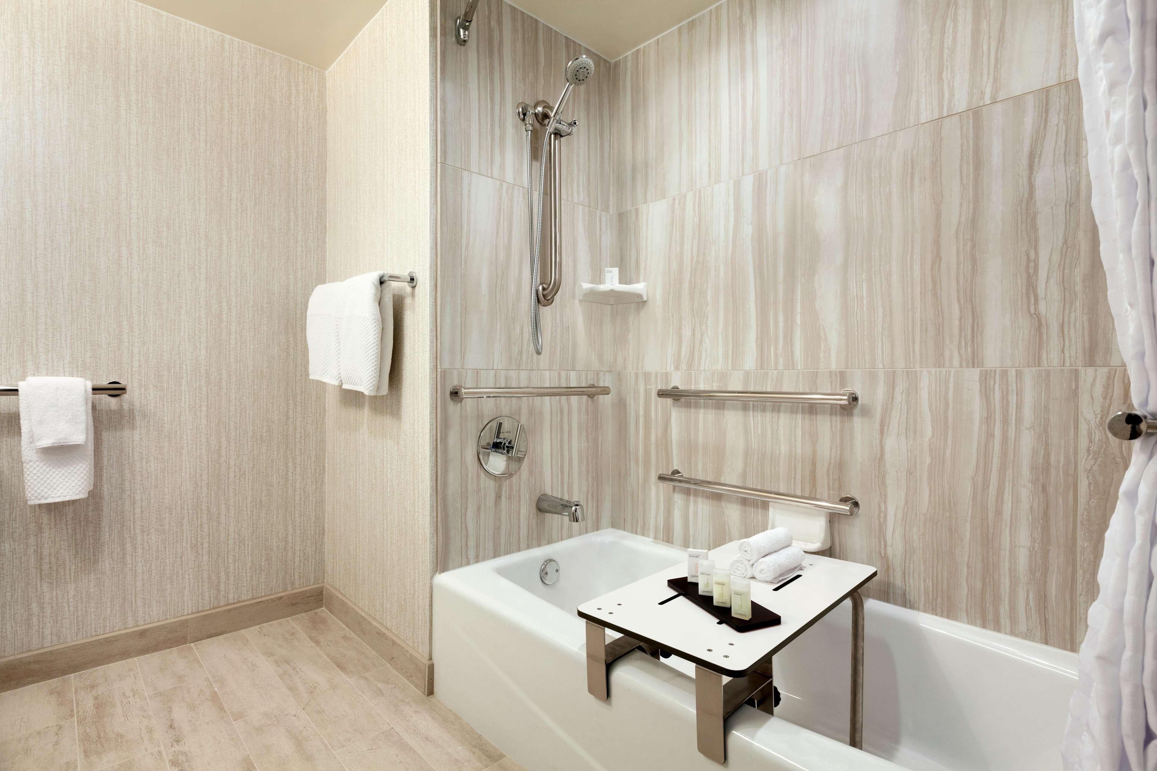 embassy suites by hilton brea north orange county