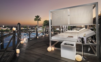 h10 timanfaya palace adults only