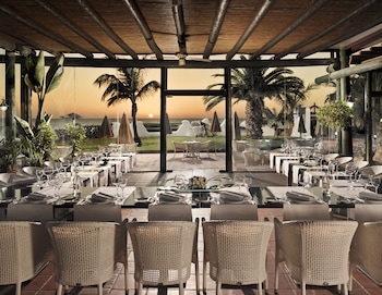 h10 timanfaya palace adults only