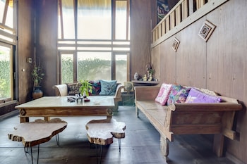 reddoorz omah kayu homestay