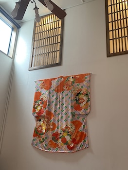 maguro house