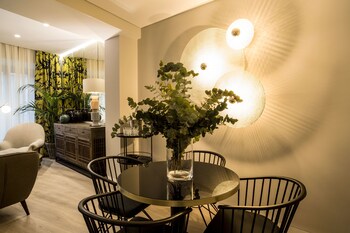 u sense madrid santa ana