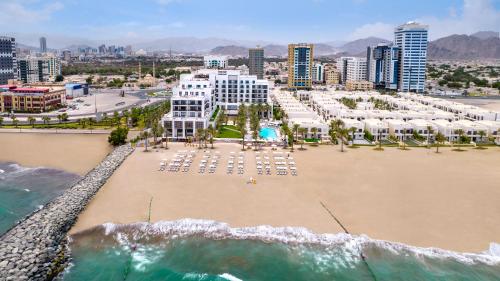 palace beach resort fujairah
