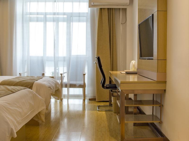 greentree inn heze shan county huxi south road exp