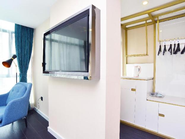 xana hotelle wuhan lingjiao lake wanda plaza branch