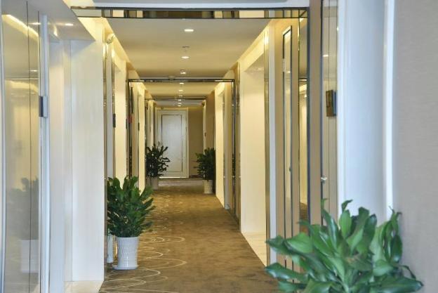 xana hotelle wuhan lingjiao lake wanda plaza branch