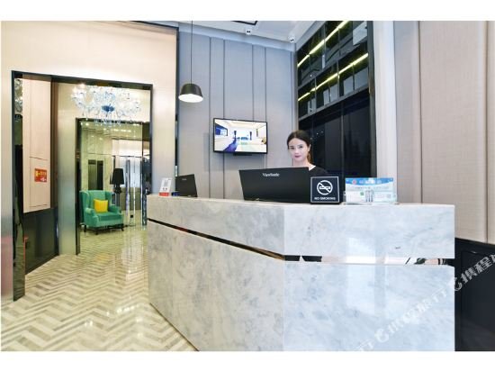 xana hotelle wuhan lingjiao lake wanda plaza branch