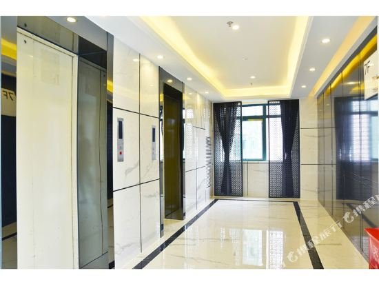 xana hotelle wuhan lingjiao lake wanda plaza branch