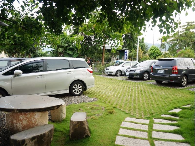 adu bed and breakfast