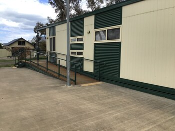 dylene caravan park 2 br family cabin with air