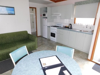 dylene caravan park 2 br family cabin with air