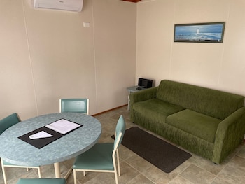 dylene caravan park 2 br family cabin with air