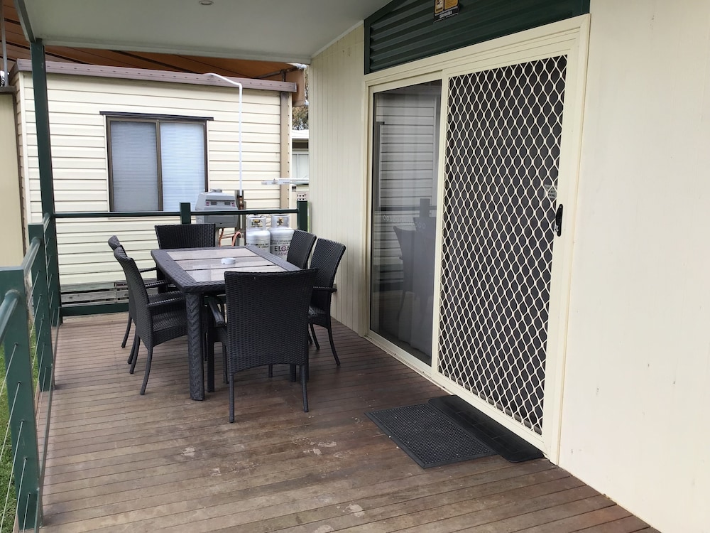 dylene caravan park 2 br family cabin with air