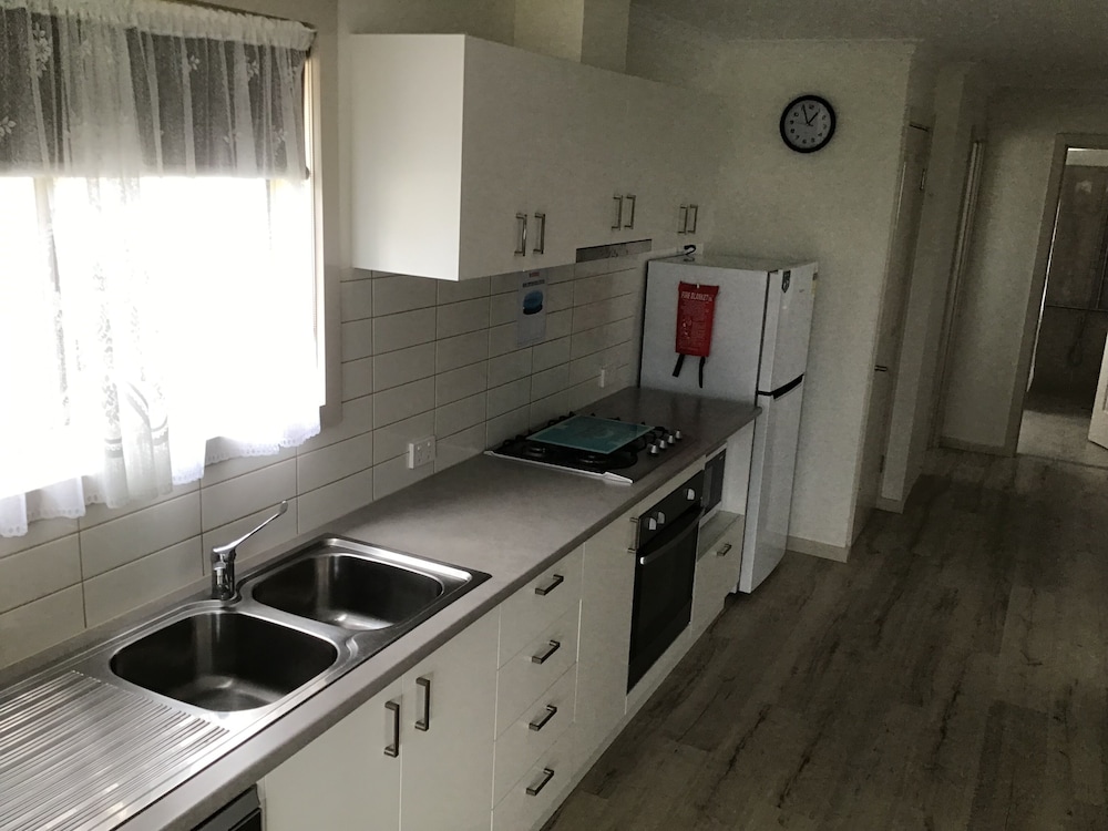 dylene caravan park 2 br family cabin with air