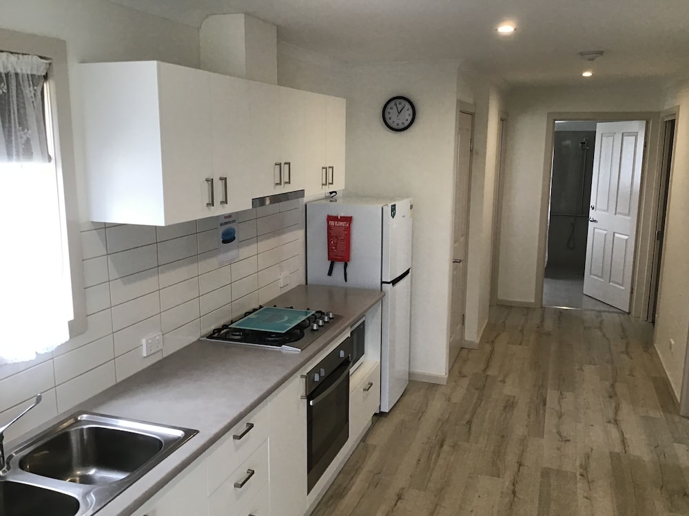 dylene caravan park 2 br family cabin with air