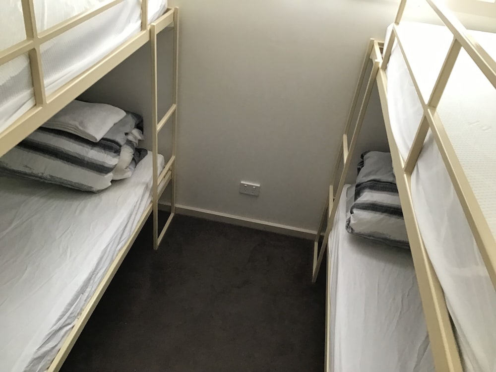 dylene caravan park 2 br family cabin with air