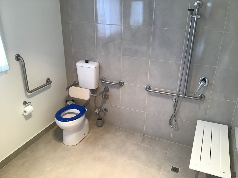 dylene caravan park 2 br family cabin with air