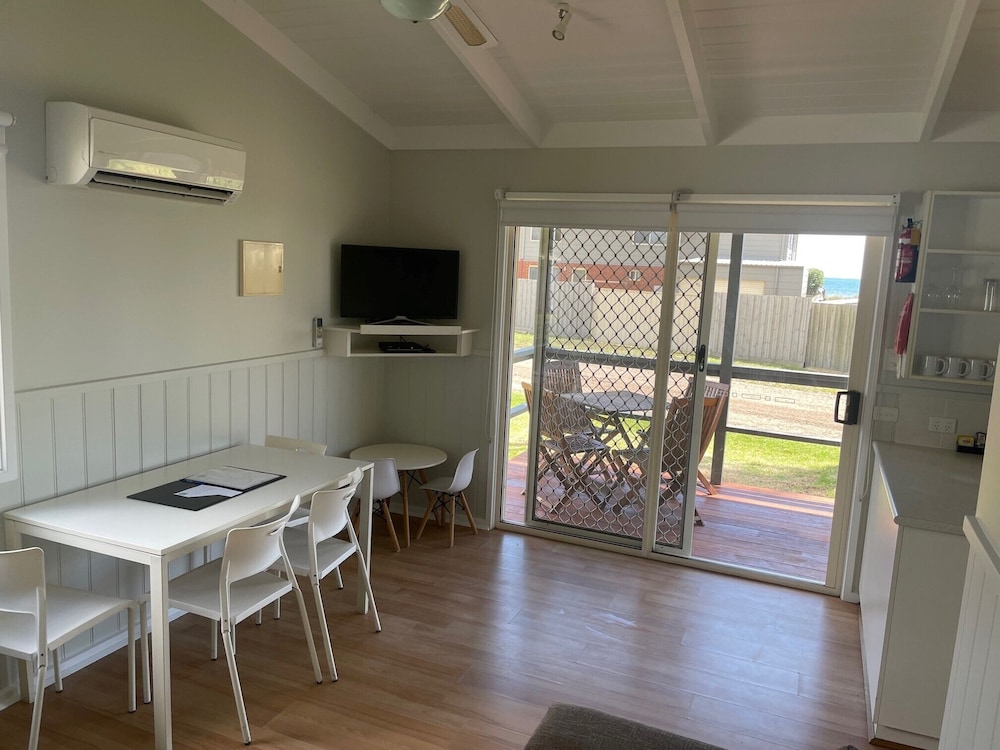 dylene caravan park 2 br family cabin with air