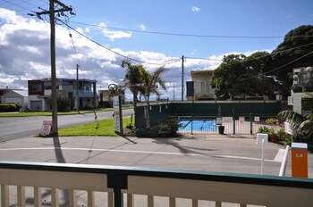 dylene caravan park 2 br family cabin with air