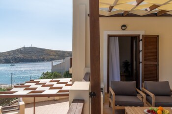 syros