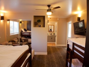 the inn at boatworks