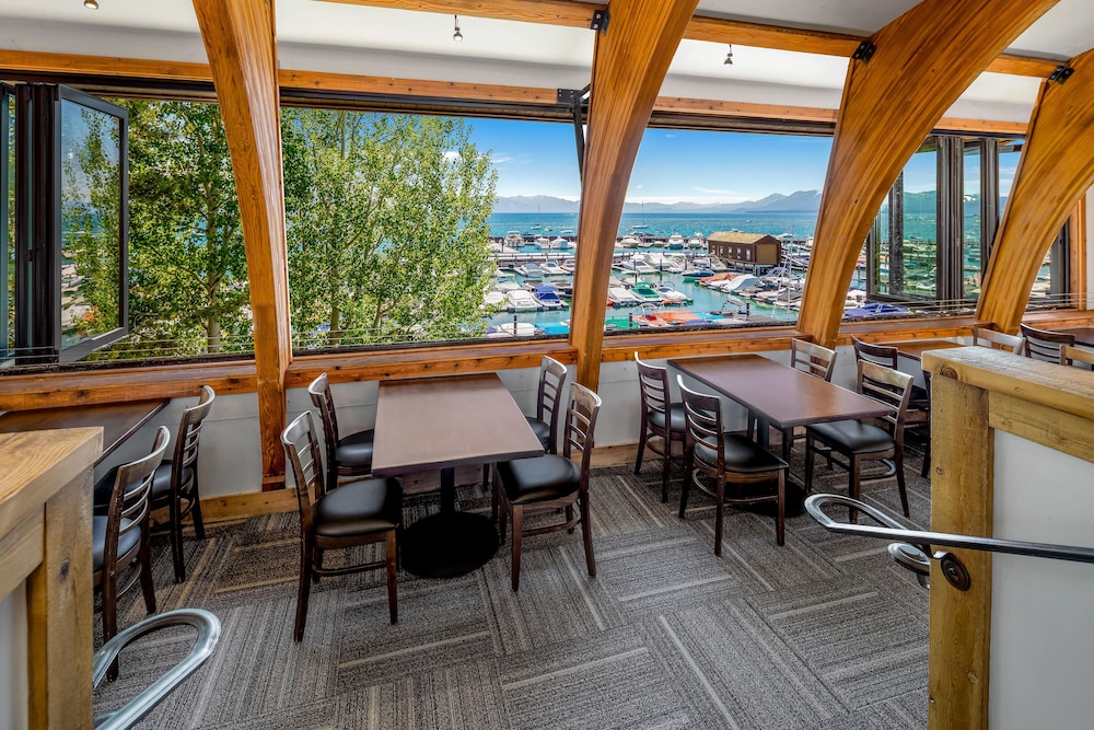 the inn at boatworks