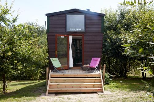 extraordinary huts