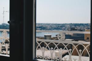sally port suites