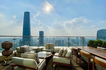Jumeirah Guangzhou,Tianhe>>Guangzhou,4.5 star