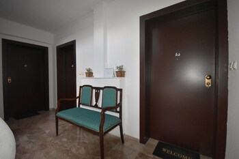 markopoulo mesogaias