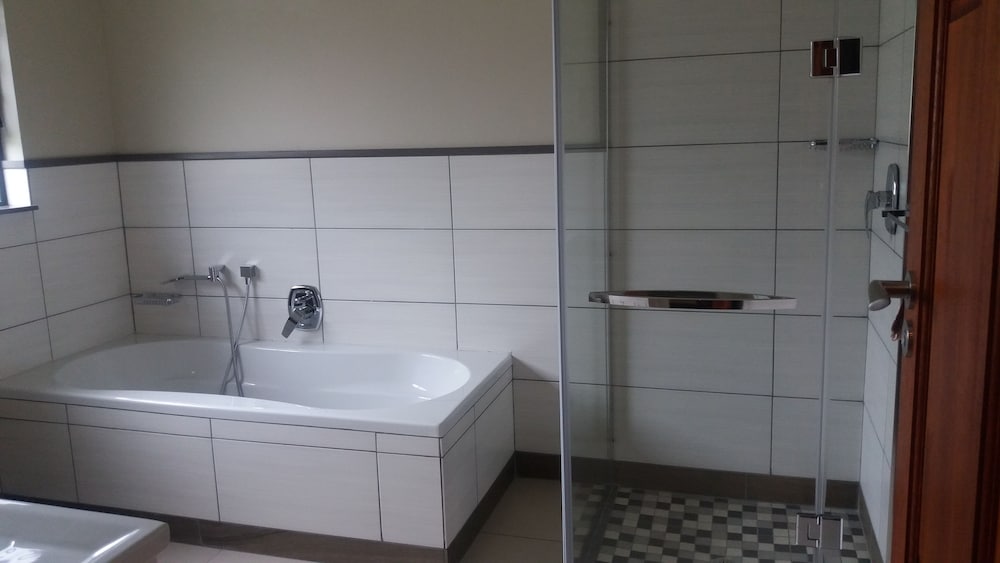 staybridge self catering apartments