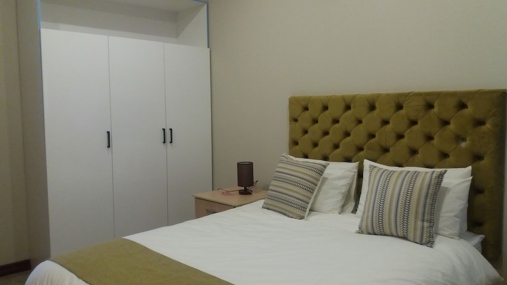 staybridge self catering apartments