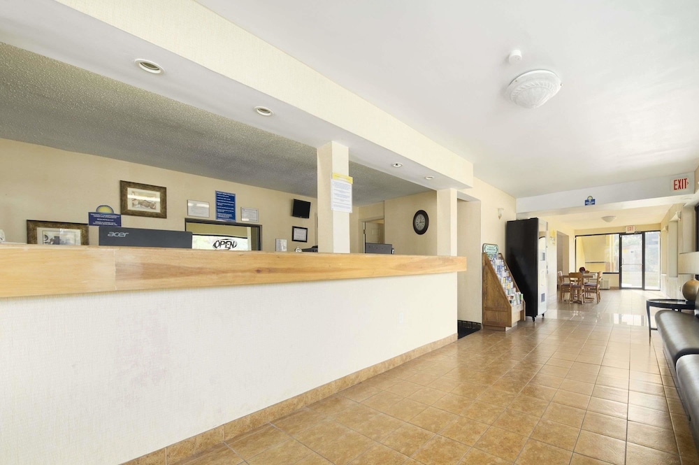 Days Inn By Wyndham Brunswick/St. Simons Area,Dock Junction>>Brunswick,2 star