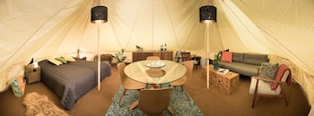 camp boutique glamping