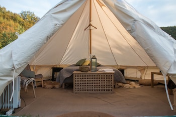 camp boutique glamping
